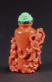 Red Coral snuffbottle A (8)